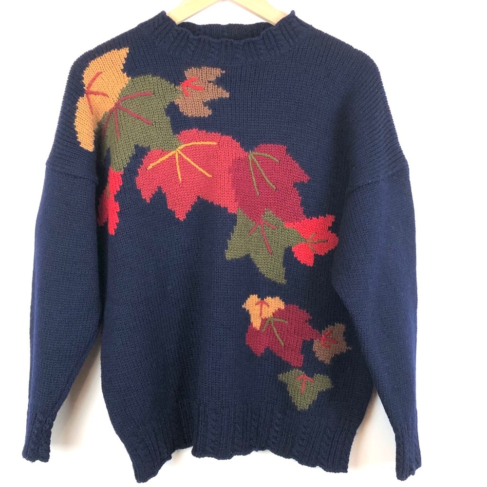 Vintage English Wool Sweater Navy with Leaf Motif Size Small